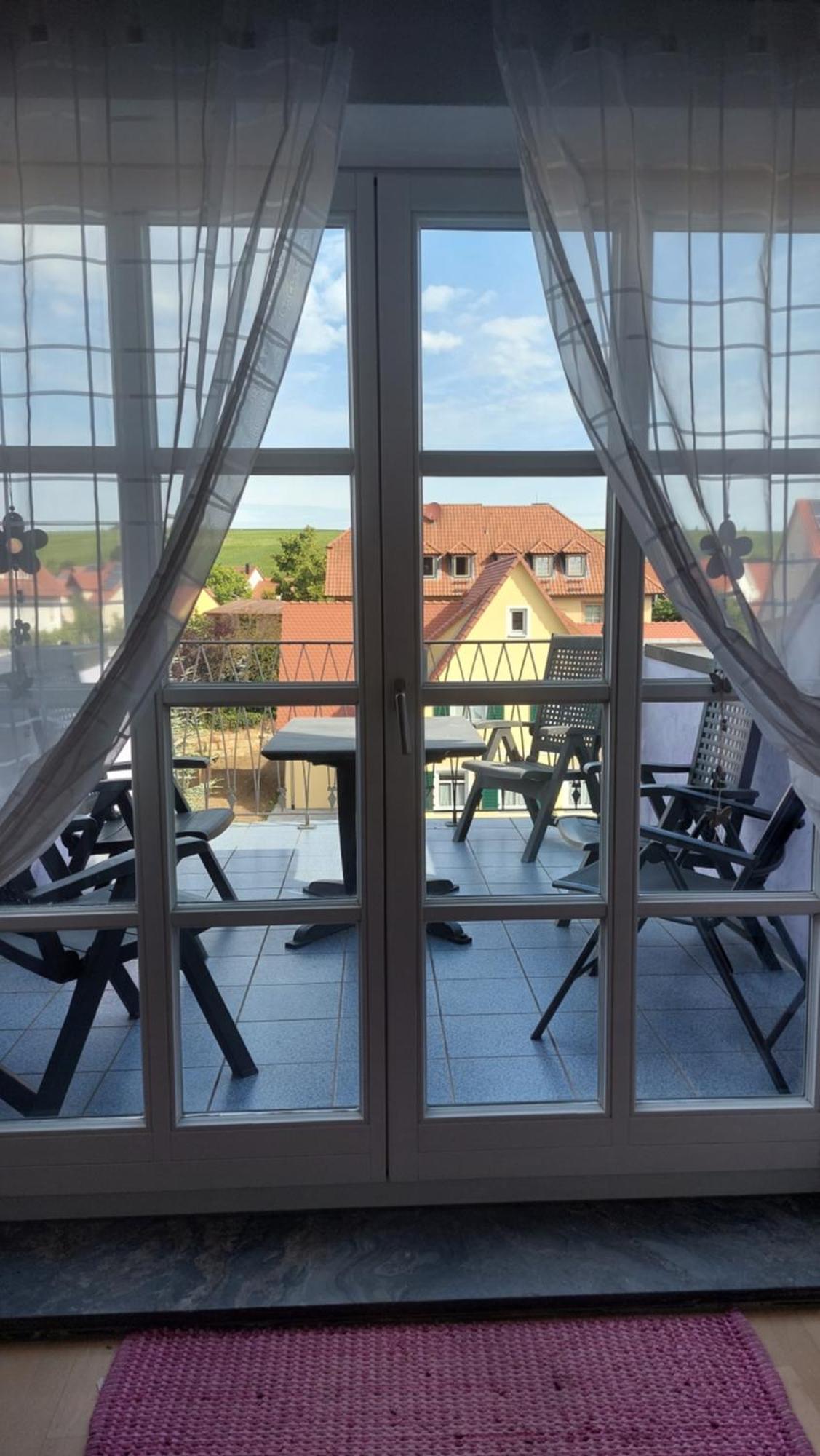 Villa Lila Sommerach Exteriör bild
